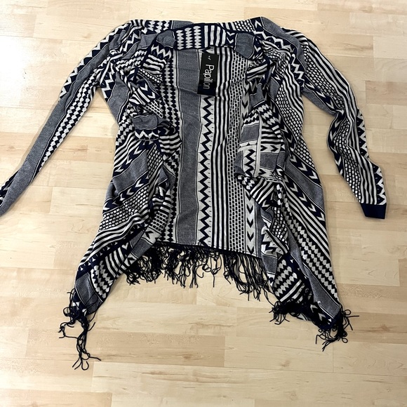 NWT Tribal Print Cardigan - Picture 2 of 2